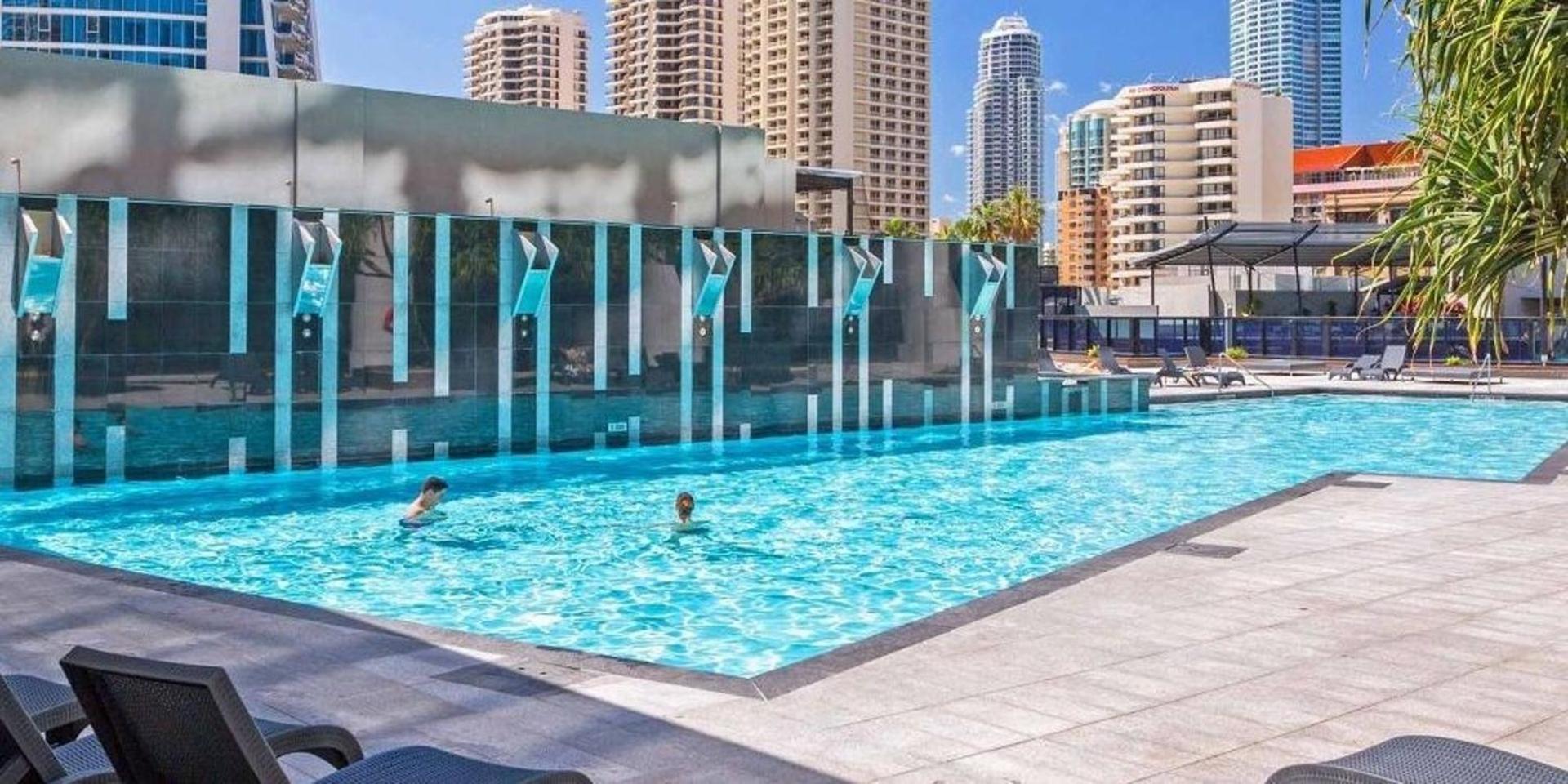 Circle On Cavill High Floor 1 Bedroom Apartment